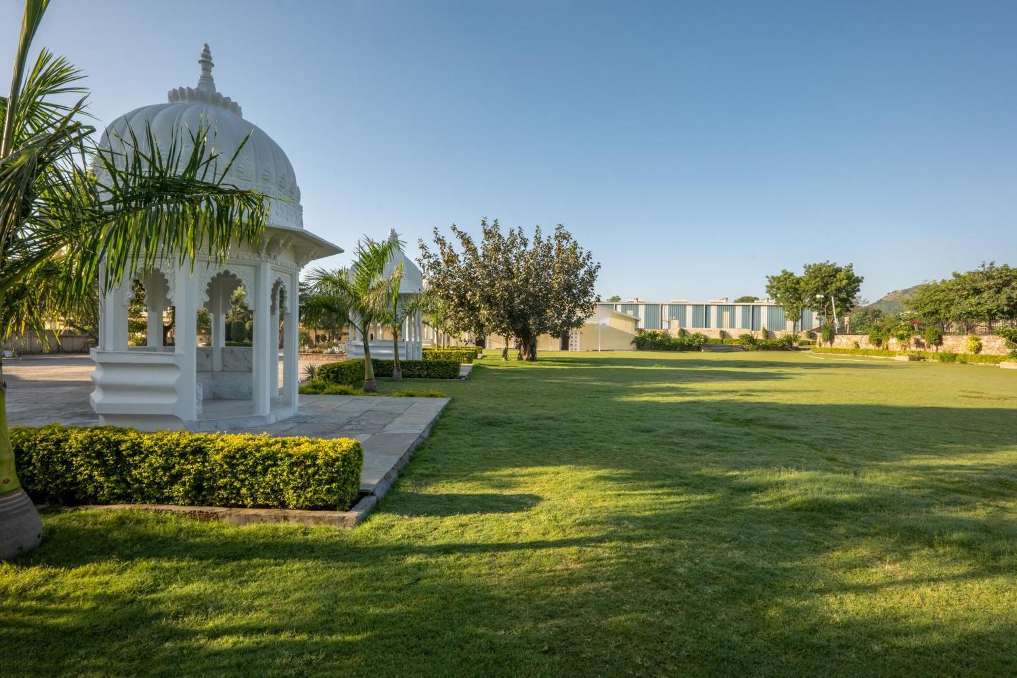 Hotel Sterling Balicha Udajpur Exteriér fotografie